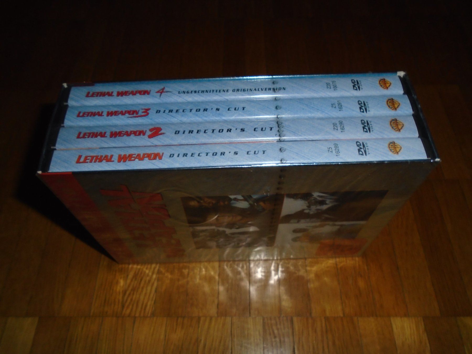 Tutti i DVDs: Lethal Weapon 1-4 - SPECIAL EDITION - DIRECTOR`S CUT – Nuovo e nell'imballaggio originale da Basel venduto da havsok 3
