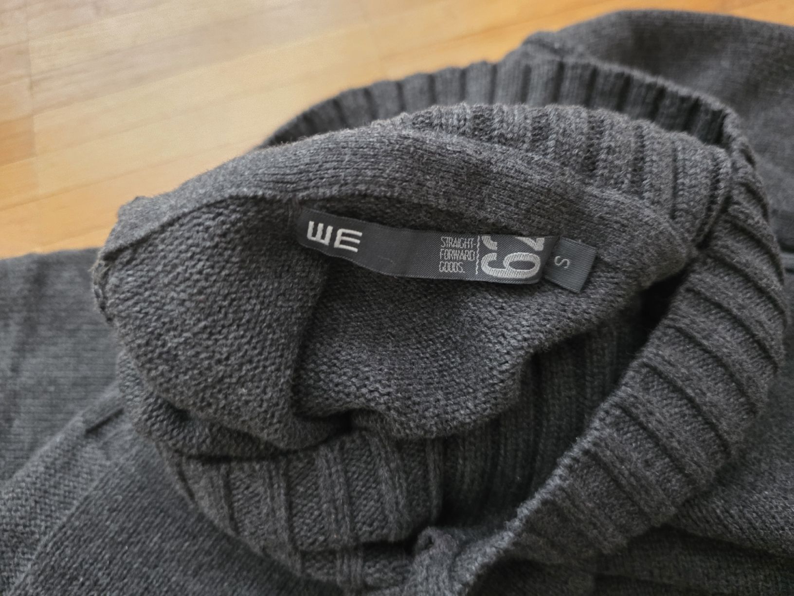 We Maglioni & Felpe: WE Pullover, Anthrazit, Grösse S, Top Zustand für den Winter – Usato da Dättwil AG venduto da Njo_x88j 1