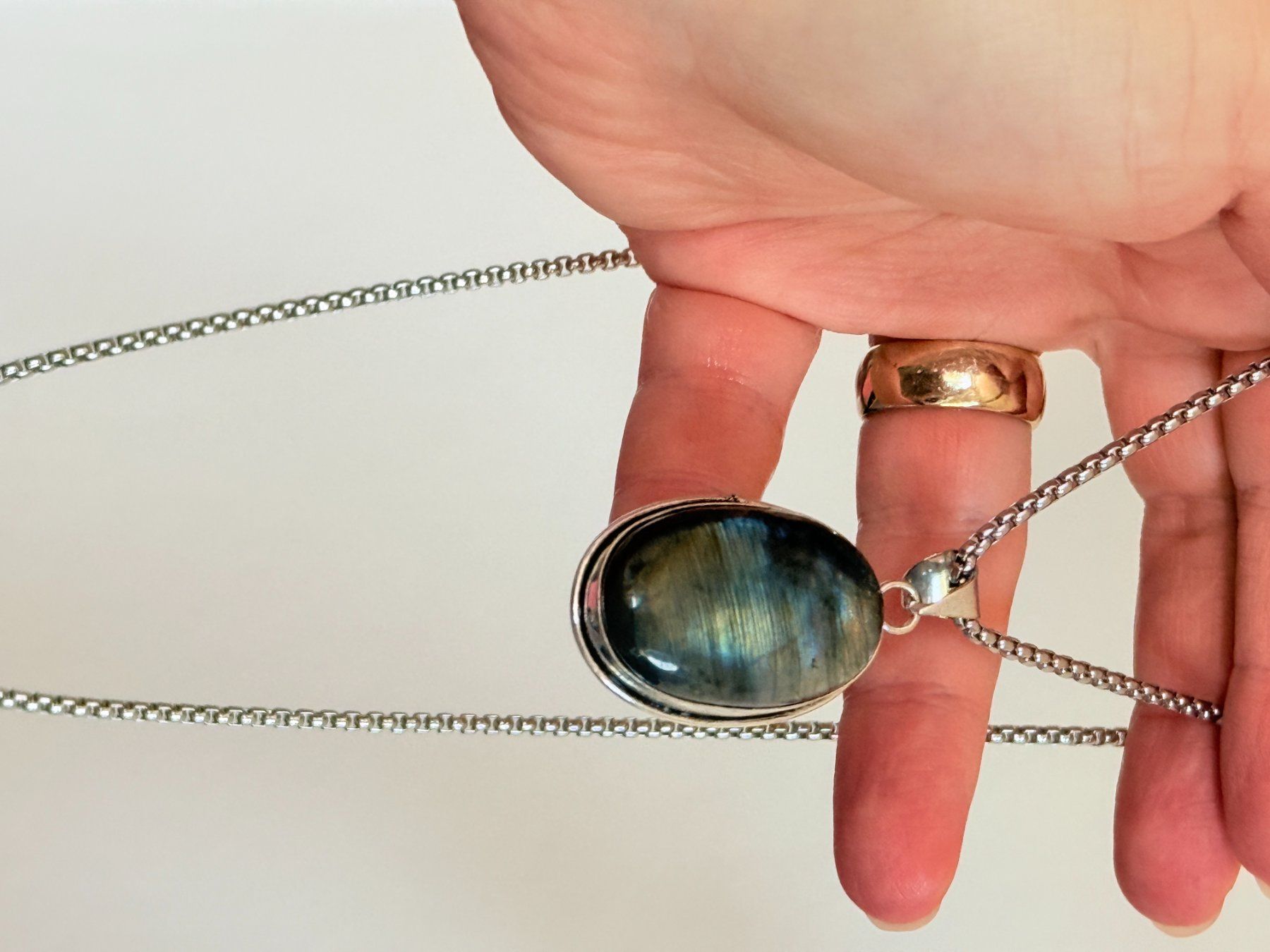 Catenine: Collier Labradorite - Élégance Naturelle ✨ – Nuovo e nell'imballaggio originale da Genève venduto da AWWA 1