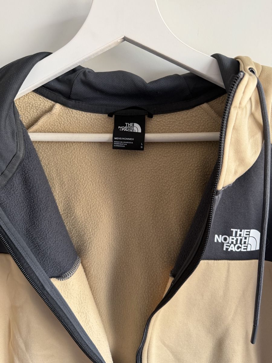 North Face Maglioni & Felpe: Hoodie The North Face – Nuovo (secondo la descrizione) da Lengnau BE venduto da col_hz8x 2