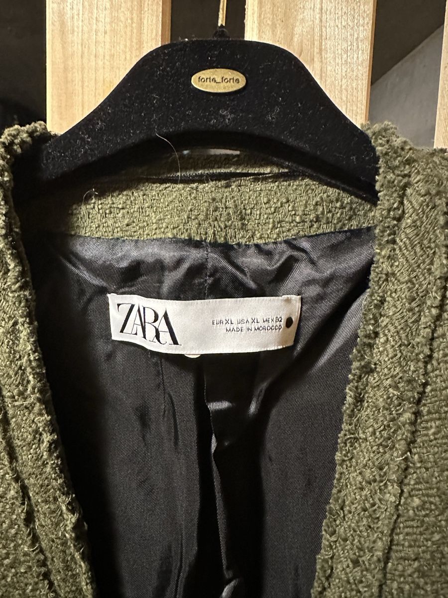 Zara Giacche: Blazer mit Schulterpolstern Gr.XL – Usato da Uster venduto da staernli4 1