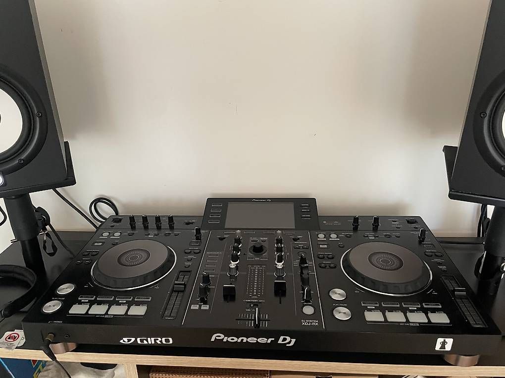 Console di mixaggio: Pioneer xdj-rx – Usato da Massagno venduto da Dani991