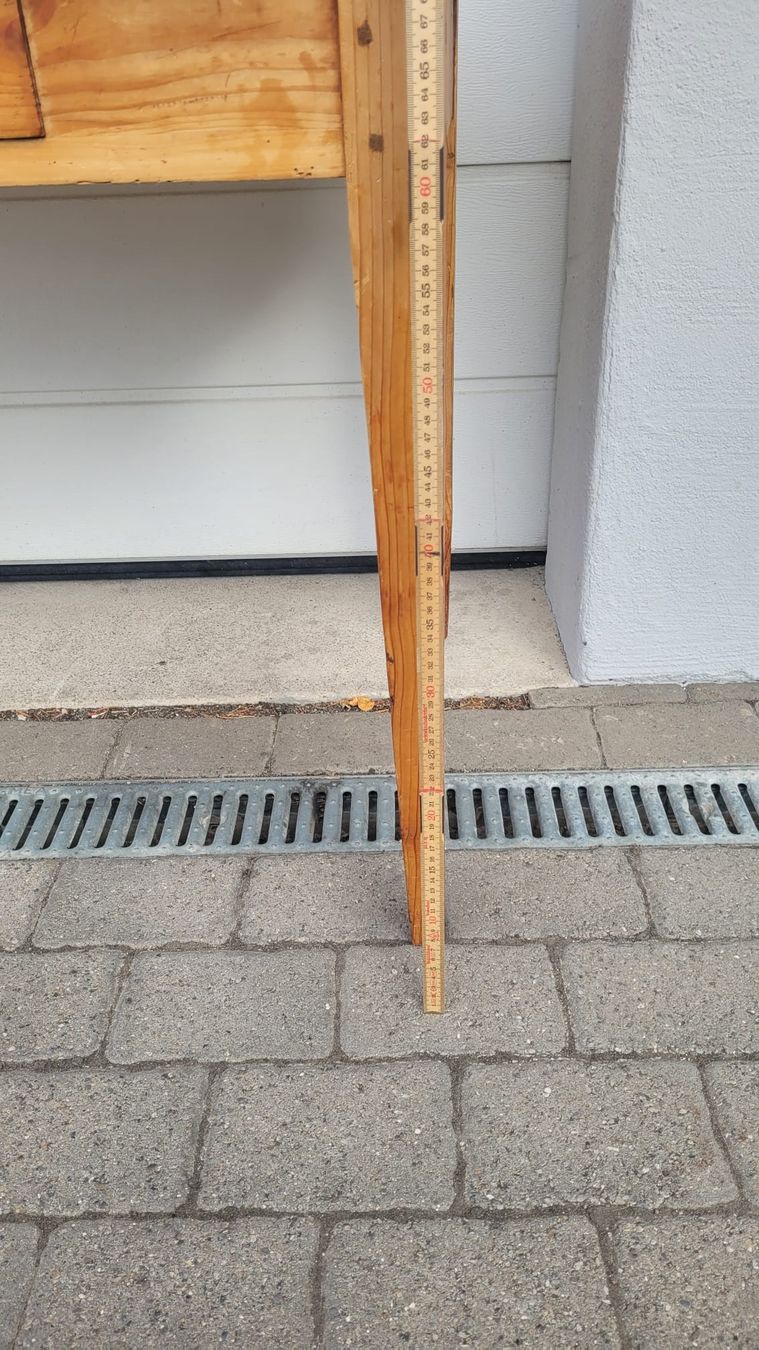 Tavoli: Antiker Holztisch – Usato da Kirchberg SG venduto da juvali 6