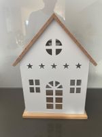 Weihnachtshaus aus Holz, Winterdekoration, neuwertig!