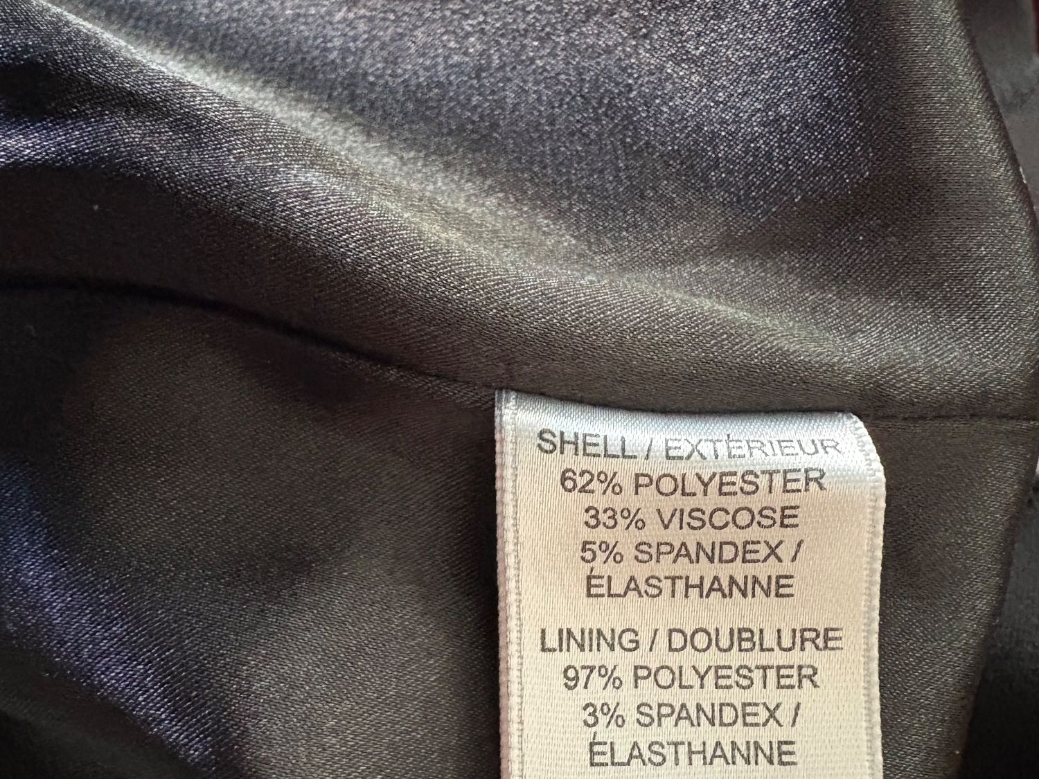 Kleider: Wunderschönes schwarzes Etui-Kleid Gr 46 – Gebraucht aus Uster von pri_6r68 2