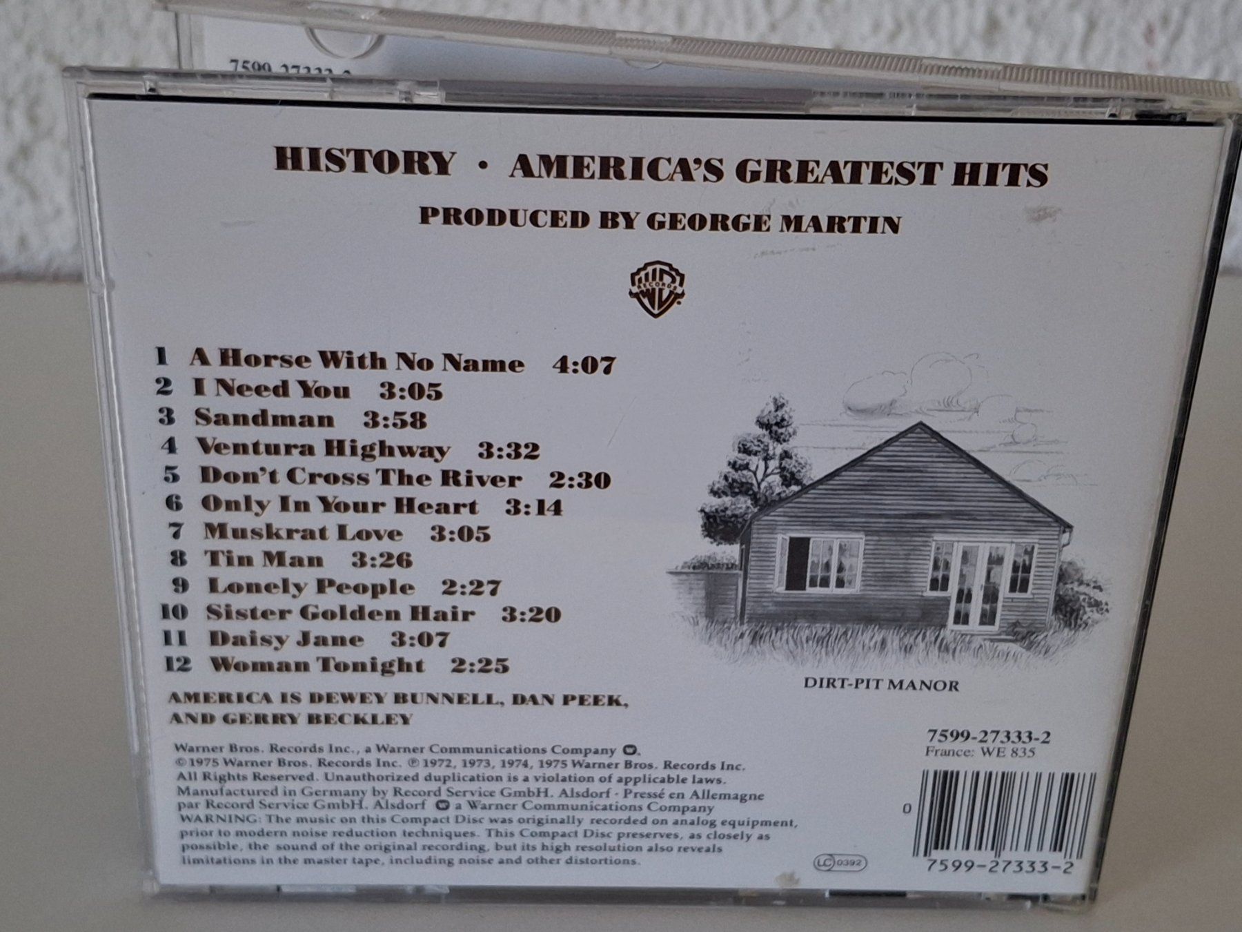 CDs: CD America's  - Greatest Hits History – Gebraucht aus Aarberg von Jackup1 1