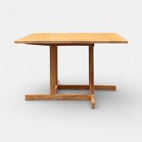 Couchtisch Modell 5217 // Borge Mogensen