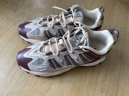 Adidas Schuhe Gr. 44, neuwertig
