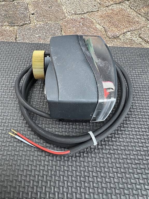 Sonstige Gartengeräte: Neu - Danfoss AME 110 NL Stellantrieb  – Neu und originalverpackt aus Cham von Andrin_21 6