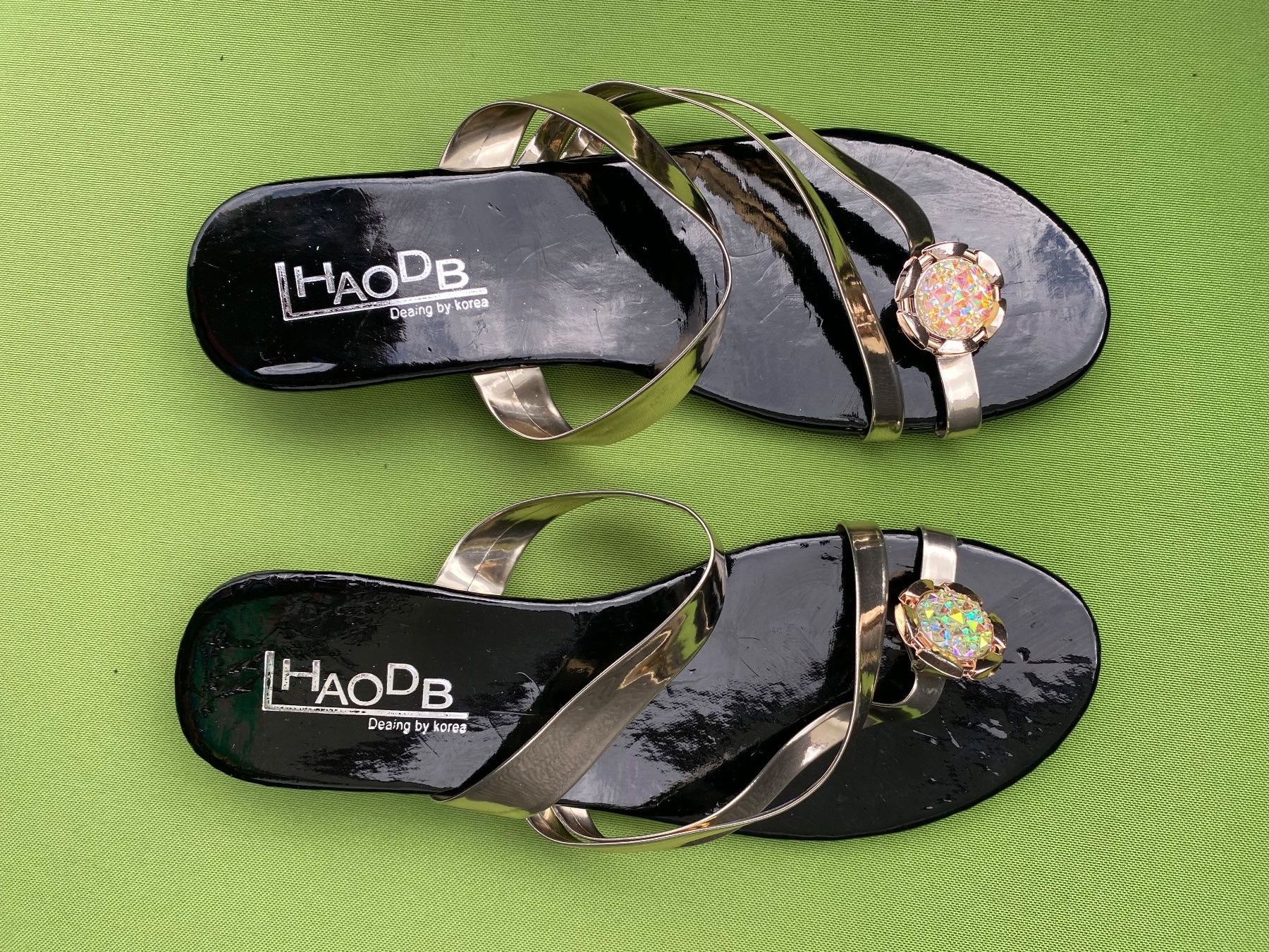 Chaussures femmes: SUMMERTIME - stylische Flip-Flops mit Décor, gold, 39 – Neuf (Voir description) à Winkel par ferrari2022