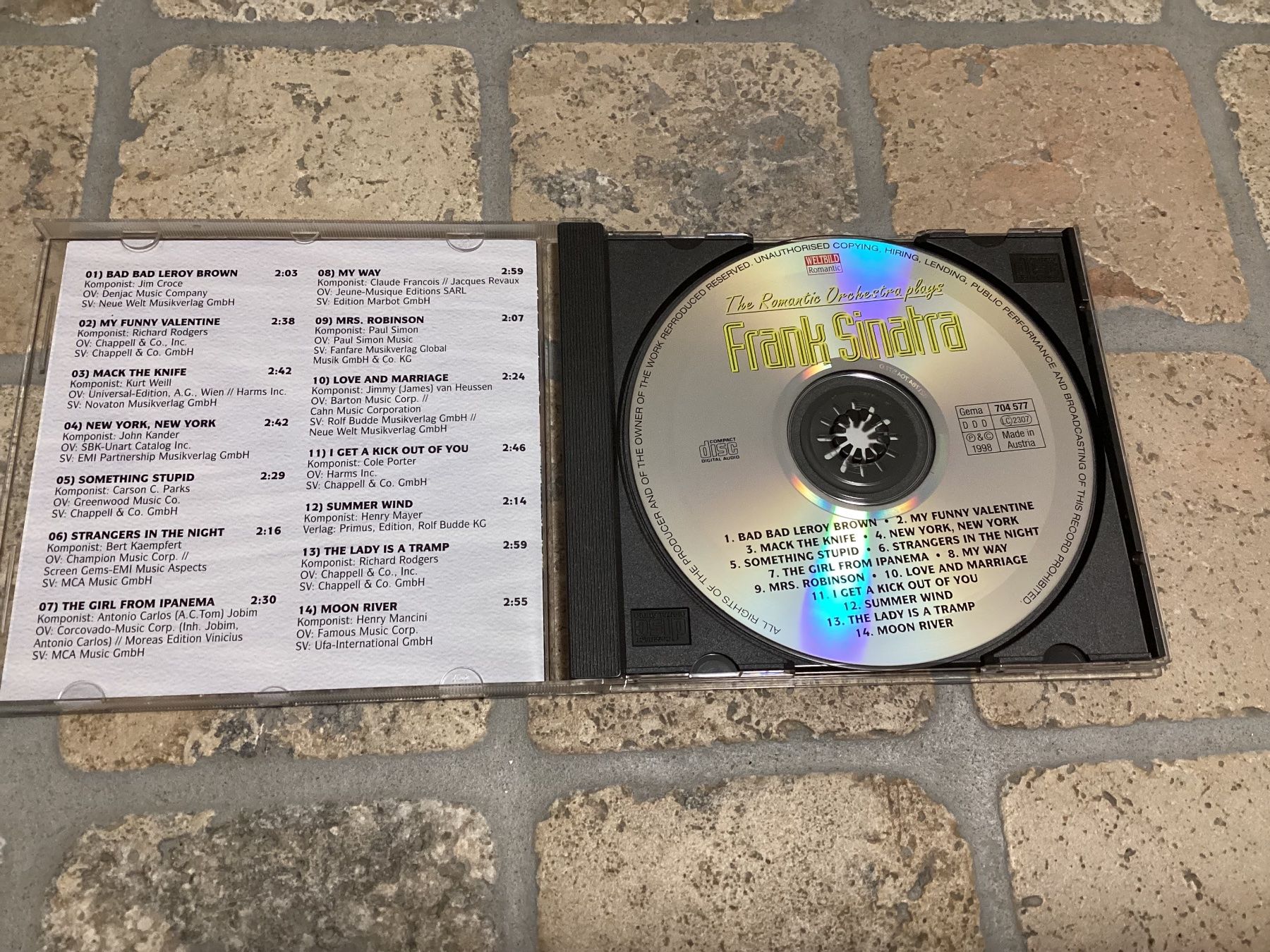 CDs: The Romantic Orchestra plays, Frank Sinatra – Gebraucht aus Mörschwil von Monzar 1