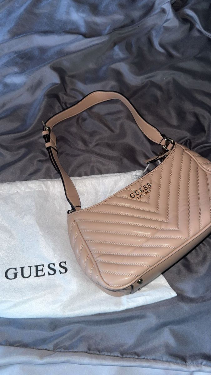 Guess Borse & Zaini: Guess Handtasche Beige – Nuovo (secondo la descrizione) da Herisau venduto da mar_v55g