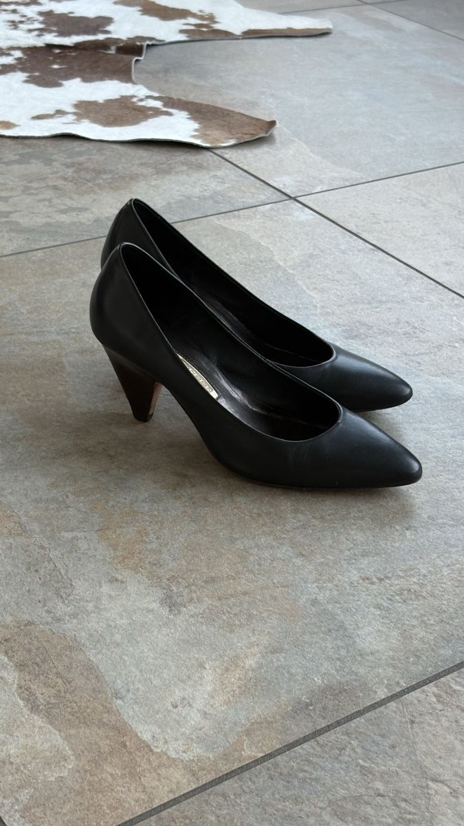 Buffalo Chaussures femmes: Pumps schwarz aus Leder – D'occasion à Beckenried par KaSt01 3