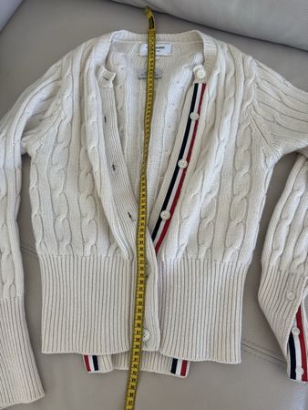 100% Kaschmir Thom Browne S Farbe: Creme NP 1450 CHF