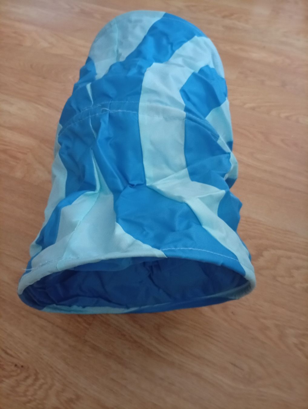 Spielzeuge: Spieltunnel blau gestreift ca 45cm – Gebraucht aus Worben von ersa01 1