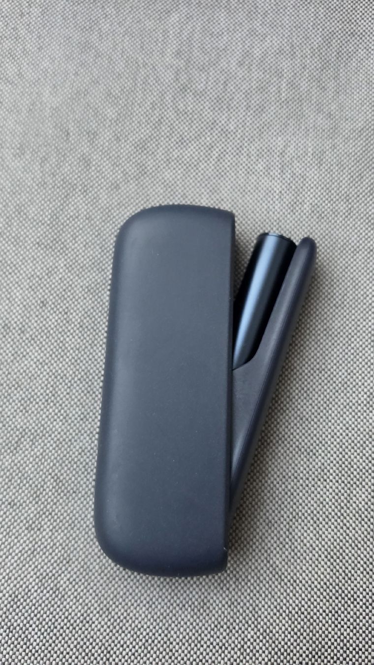 Iqos Altri Prodotti per fumatori: IQOS Iluma i – Usato da Spreitenbach venduto da dej_cqg7 1