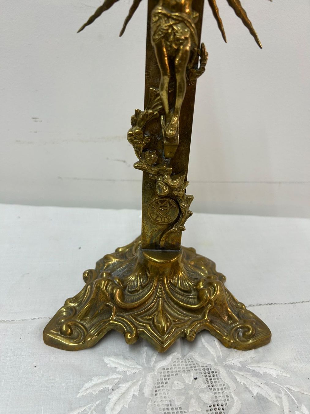 Skulpturen & Statuen: Bronze/Messing-Statue Standkruzifix ca. um 1890 – Gebraucht aus Zürich von Levelart 2