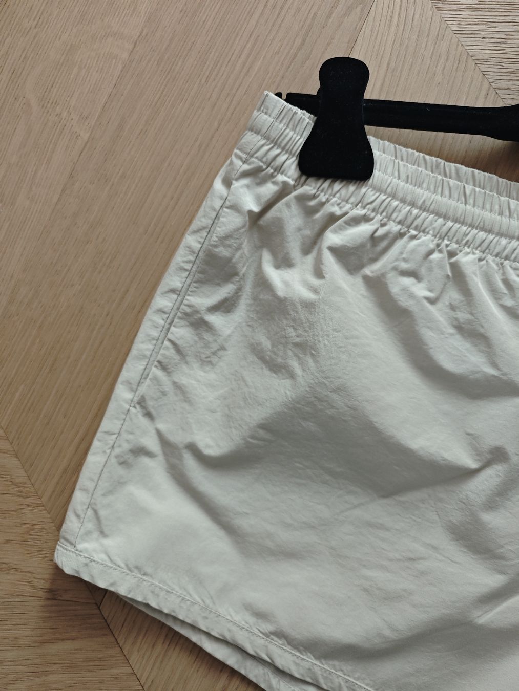 Balenciaga Pantalons: BALENCIAGA UNISEX Shorts – D'occasion à Erlenbach ZH par nlh 1