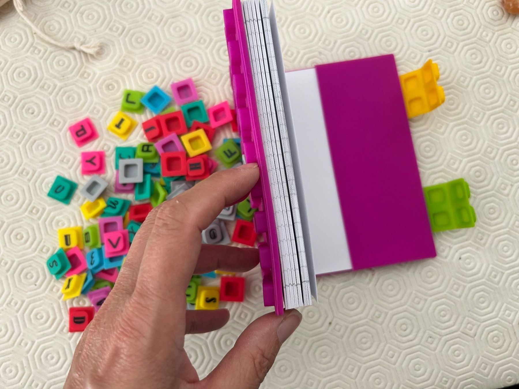 Blocchi: Notizbuch mit Lego-System und Buchstaben – Nuovo (secondo la descrizione) da Arbedo venduto da nadia1973 3