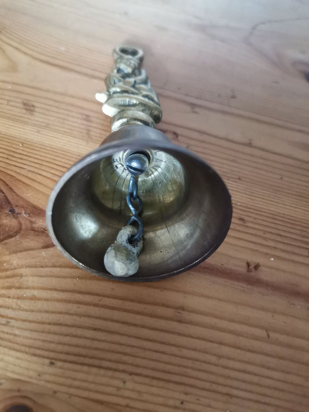 Cloches & sonnailles: Messing-Glocke – D'occasion à Koppigen par mic_v7ms 1