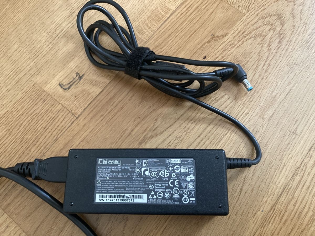 Caricabatterie: Chicony Laptop Power Supply Adapter 19V 4.74A, 90W – Usato da Baden venduto da mar_c82t 3
