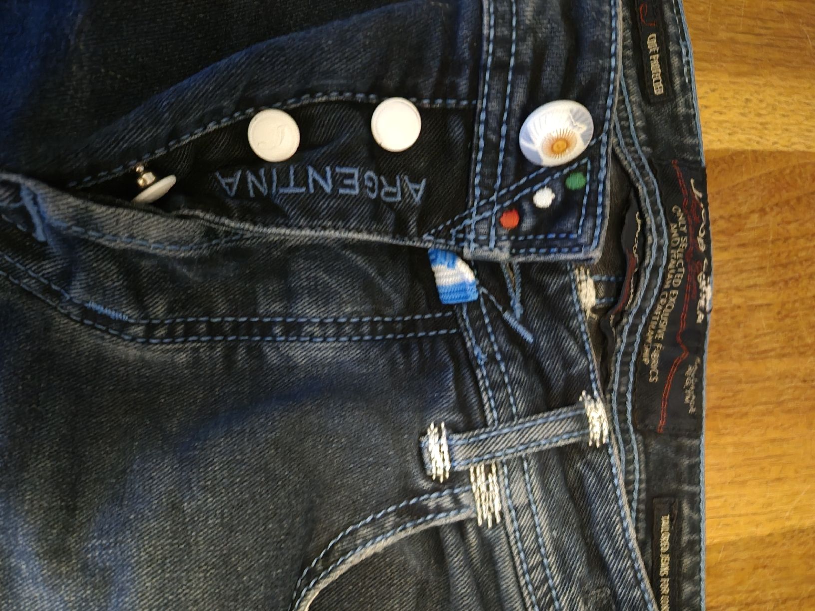 Jacob Cohën Jeans: Jeans von Jacob Cohen – Usato da Weesen venduto da sch_cs6t 1