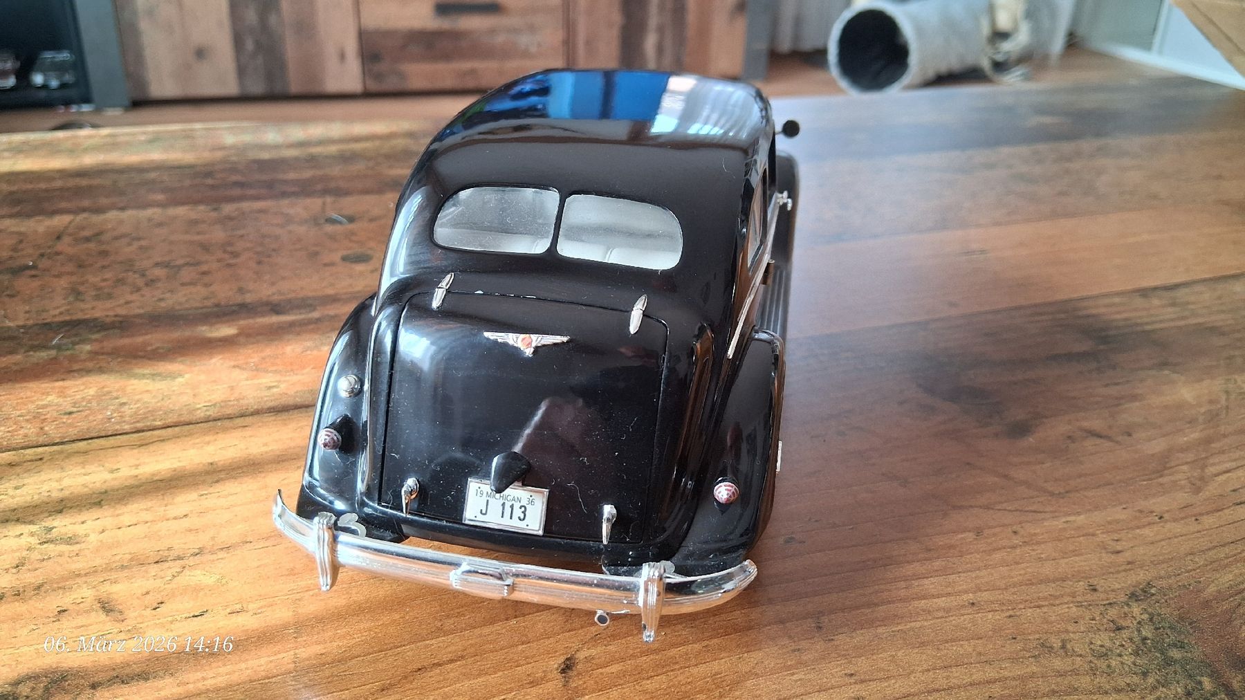 Modellini d'auto: 1:18 Chrysler Airflow – Nuovo (secondo la descrizione) da Wolfenschiessen venduto da 2-stroke-garage 2