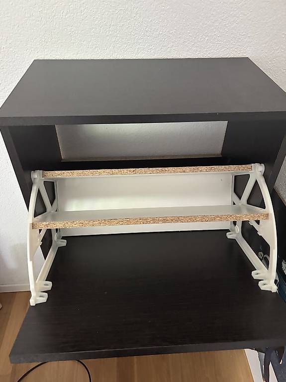 Scaffali: Schwarzes Schuhregal mit zwei Etagen – Usato da Wabern venduto da chi_22yw 1