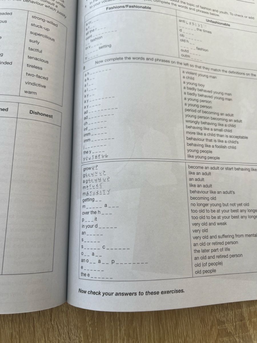 Bücher: Proficiency Testbuilder 4th Edition mit Audio CDs gebraucht – Gebraucht aus Ittigen von emm_9fzd 2