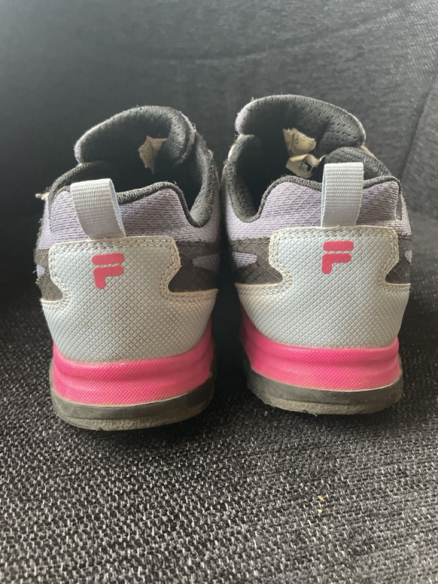Fila Scarpe per ragazze: Fila Outdoor – Usato da Heiligenschwendi venduto da Mike73 2