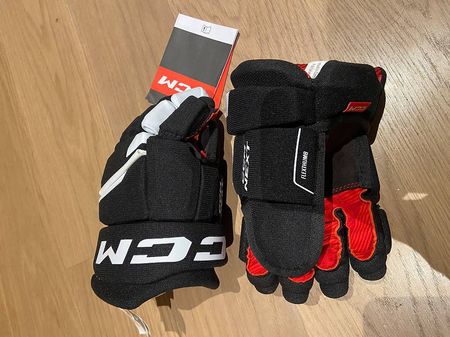Neue Eishockey Handschuhe CCM 11