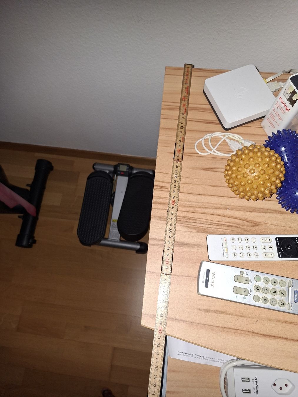 Scrivanie: Gebrauchter Computertisch, Top Zustand, Buche Dekor Massiv – Usato da Teufenthal AG venduto da Jonas-galesa 4