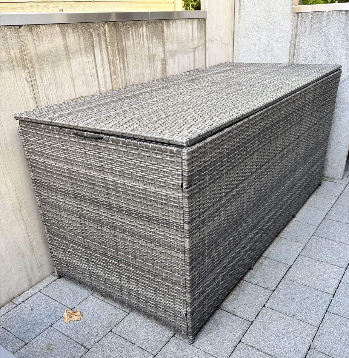 Gonser Divani: Lounge inkl. wetterfeste Rattanbox für Kissen – Nuovo (secondo la descrizione) da Buochs venduto da shivashila 3