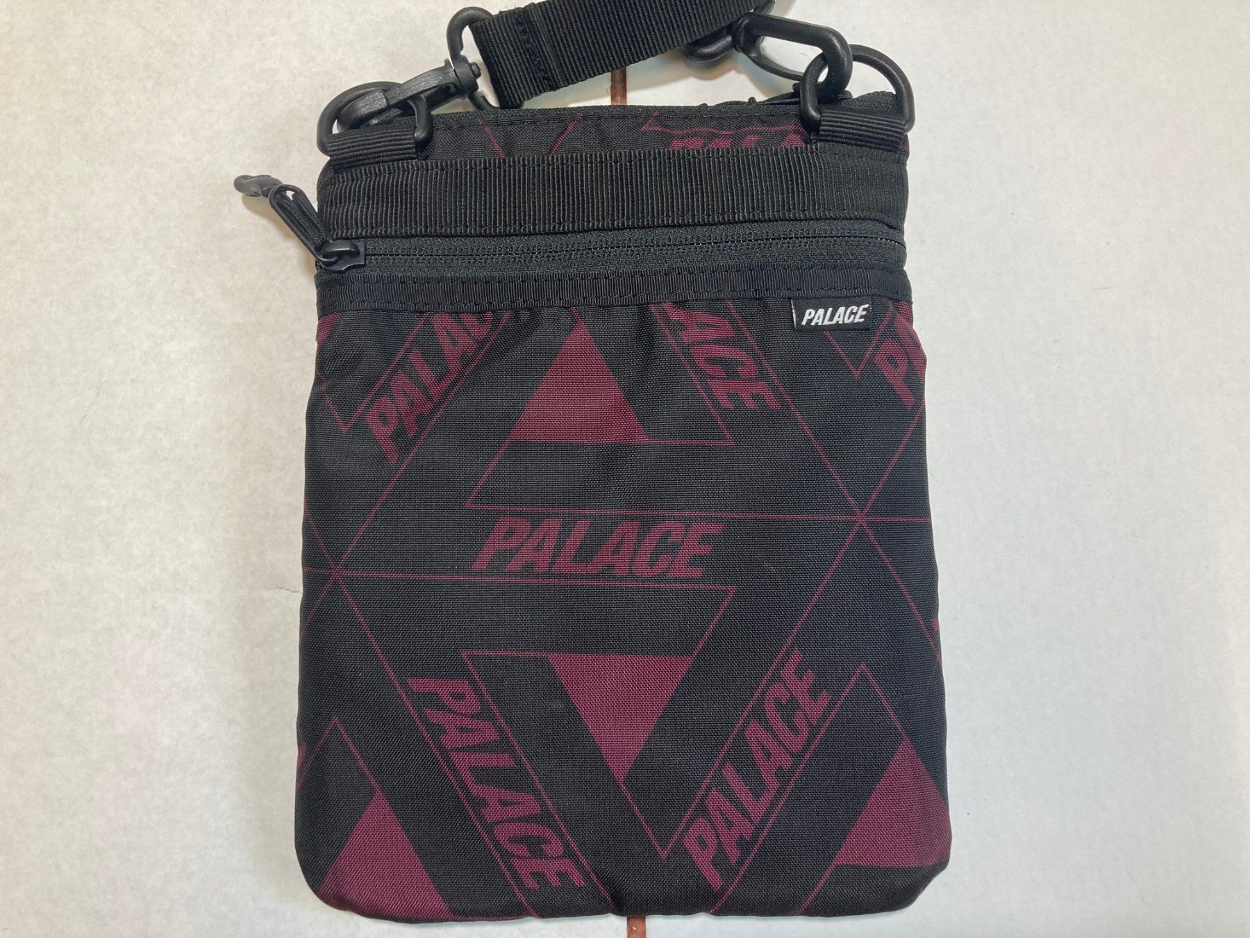 Palace Borse: Palace  Schultertasche – Usato da Zürich venduto da le_souk 2