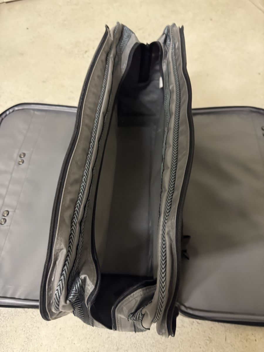 Valigie & Borse: Tasche – Nuovo (secondo la descrizione) da Winterthur venduto da Kevin.Prandini 3