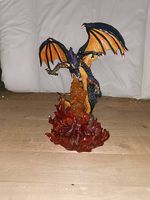 Drachen Statue Tudor Mint zu verkaufen
