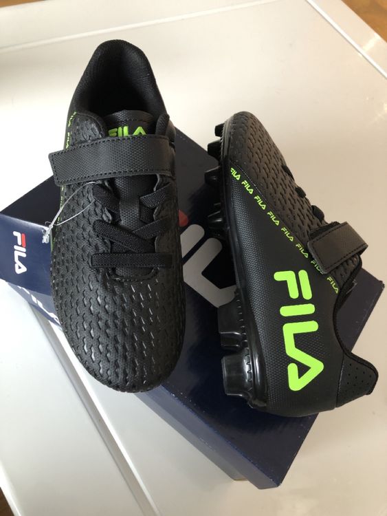 Fila Fussballschuhe 34 neuwertig (Neu und originalverpackt) in
