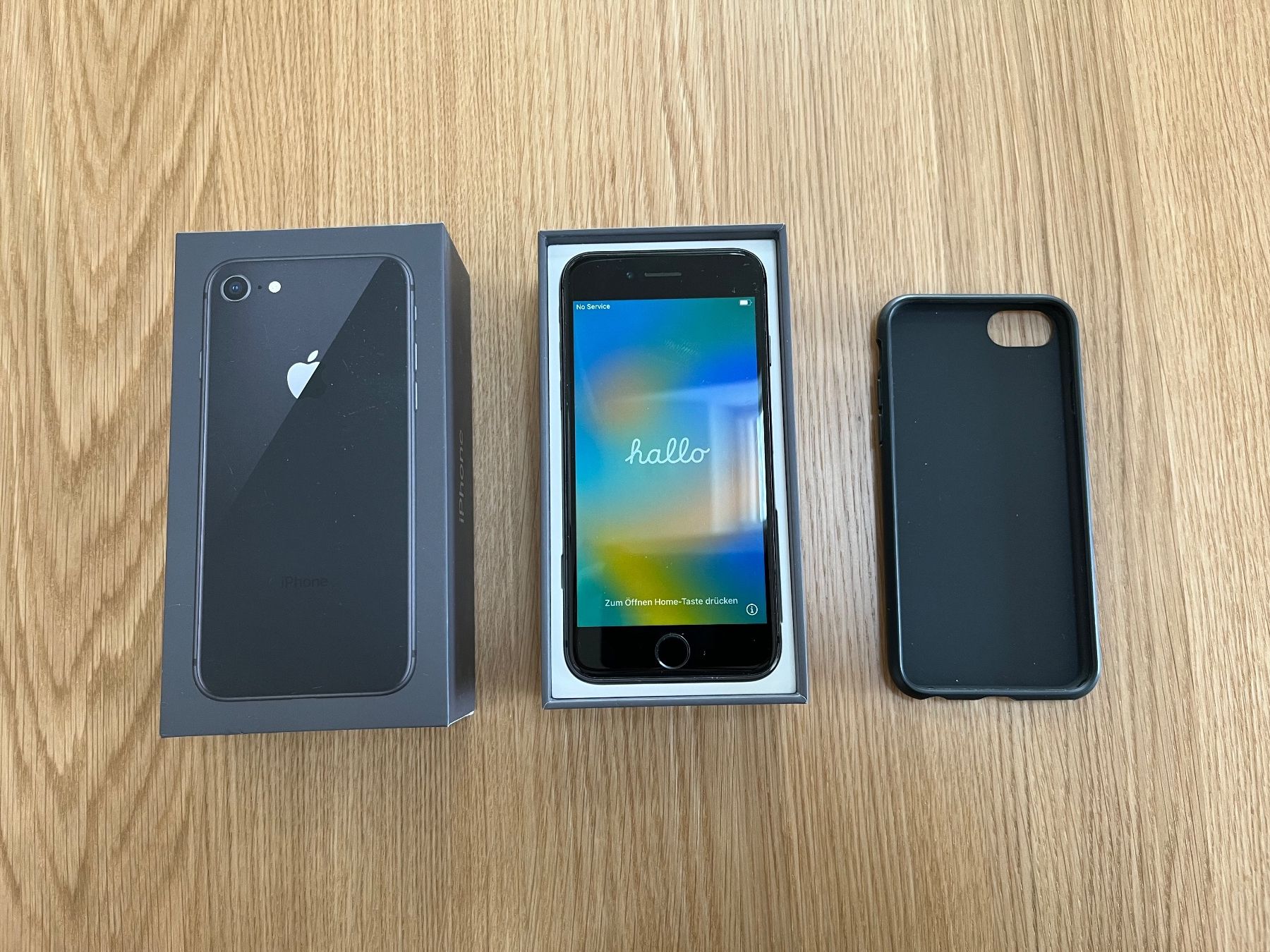 Apple Portables: iPhone 8 Space Gray – D'occasion à Unterlunkhofen par scouser89