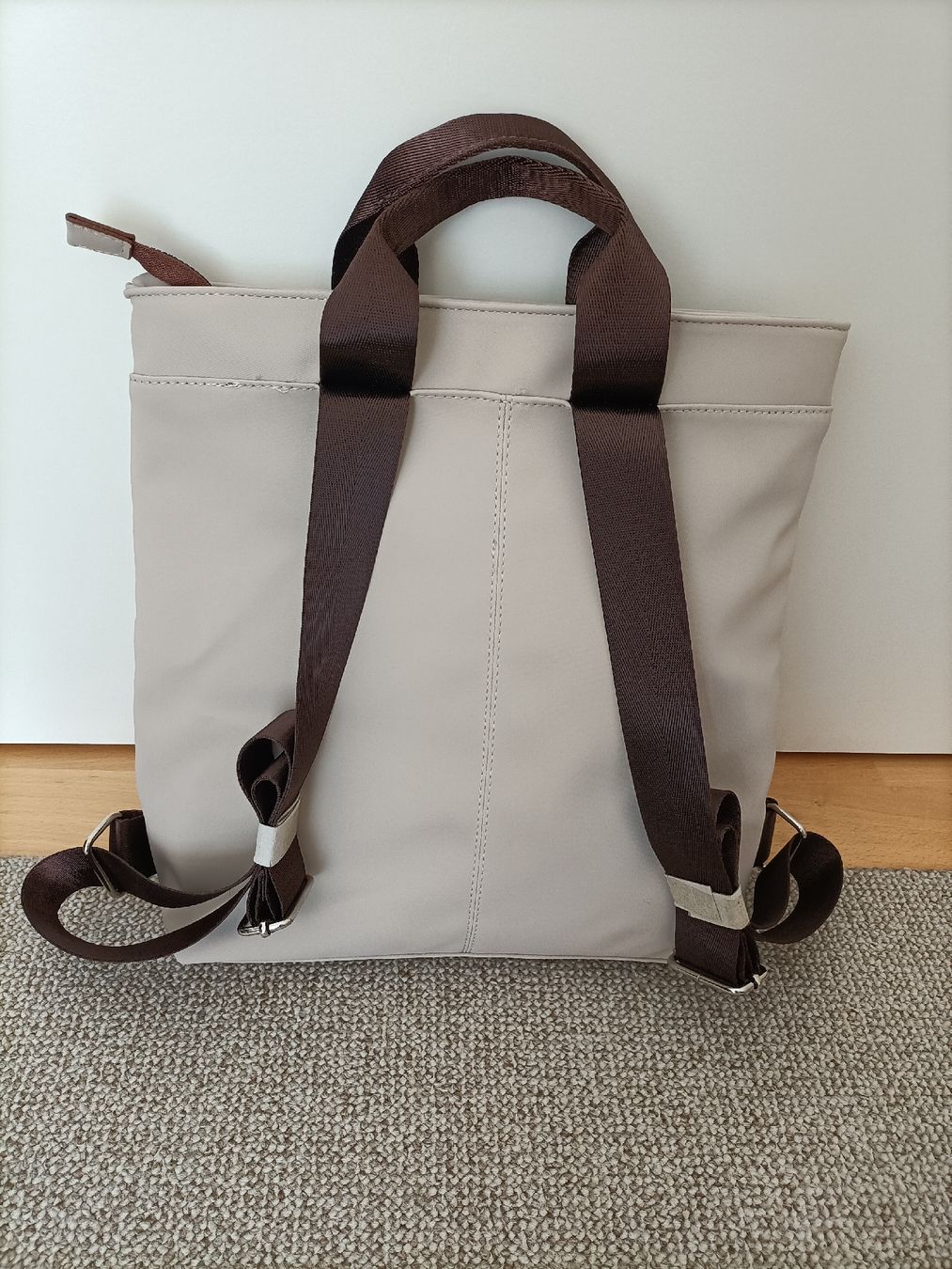 Zaini: Beiger Rucksack, NEU! – Nuovo (secondo la descrizione) da Wil SG venduto da MissMillie71 1
