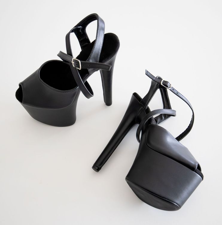 Damenschuhe: Sexy high-heel Sandalen – Neu (gemäss Beschreibung) aus Toffen von ac5ac