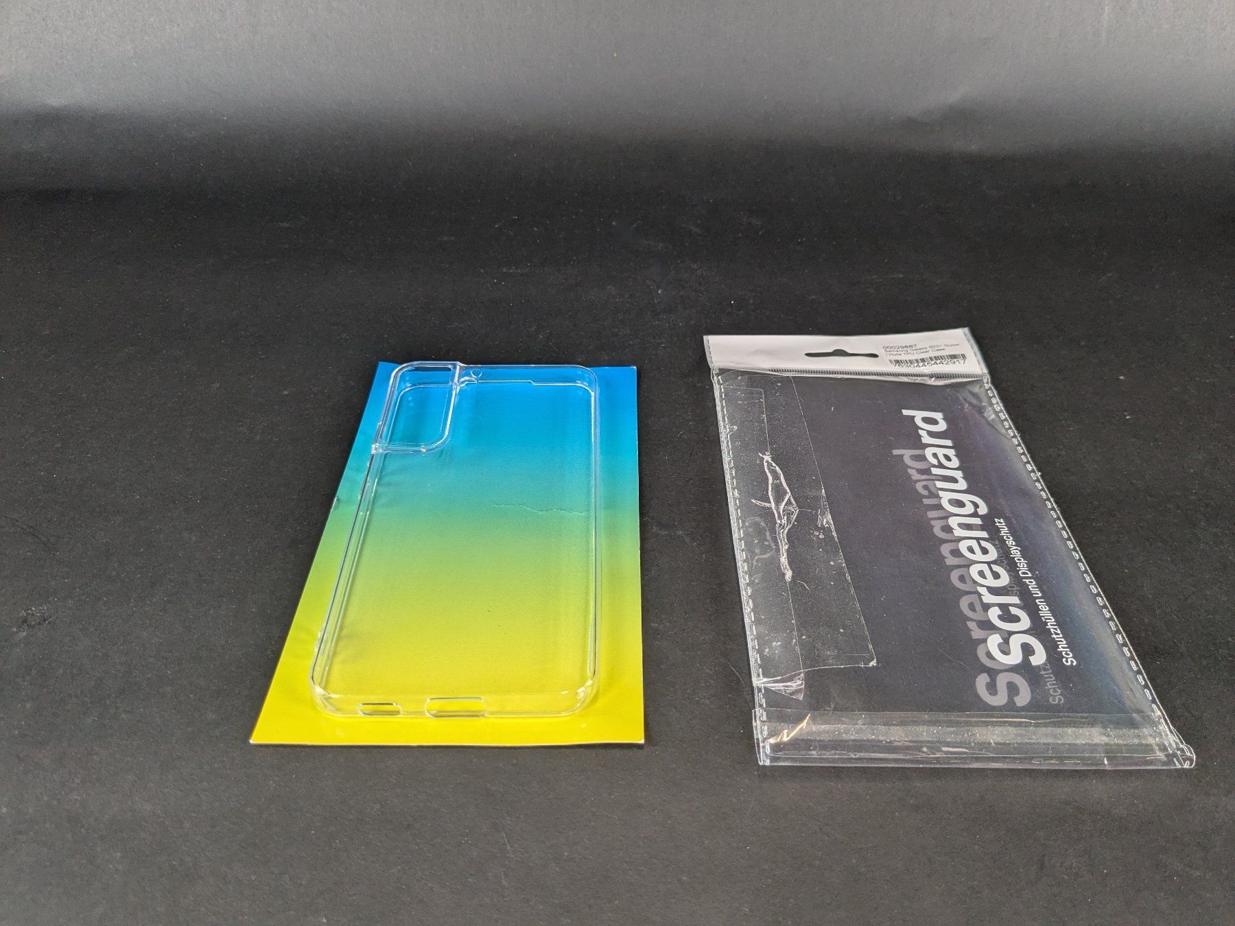 Samsung Cover & Protezioni schermo: SCREENGUARD Schutzhülle für Galaxy S22+ – Nuovo (secondo la descrizione) da Dintikon venduto da Restwert_Dintikon 1
