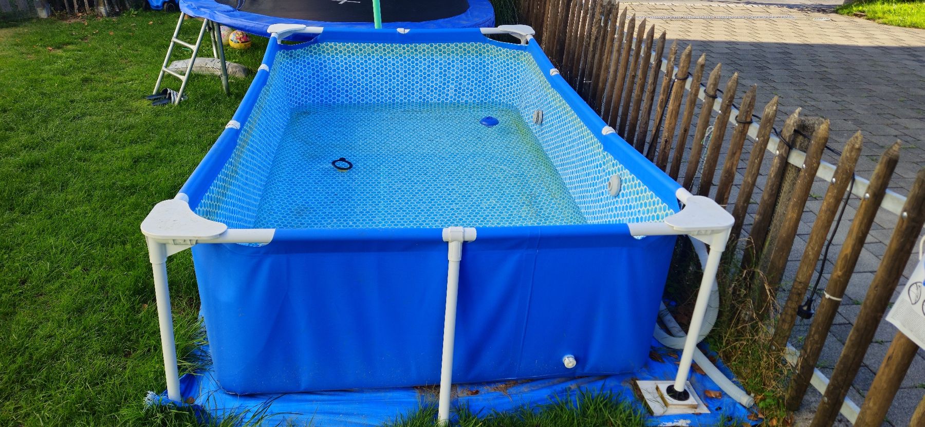 Intex Piscine: Intex Frame Pool rechteckig mit Filterpumpe  – Usato da Spiez venduto da Stef031 1