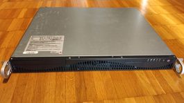 Hitachi (Supermicro) Server 1HE i7-4790 16GB 256SSD 4Lan