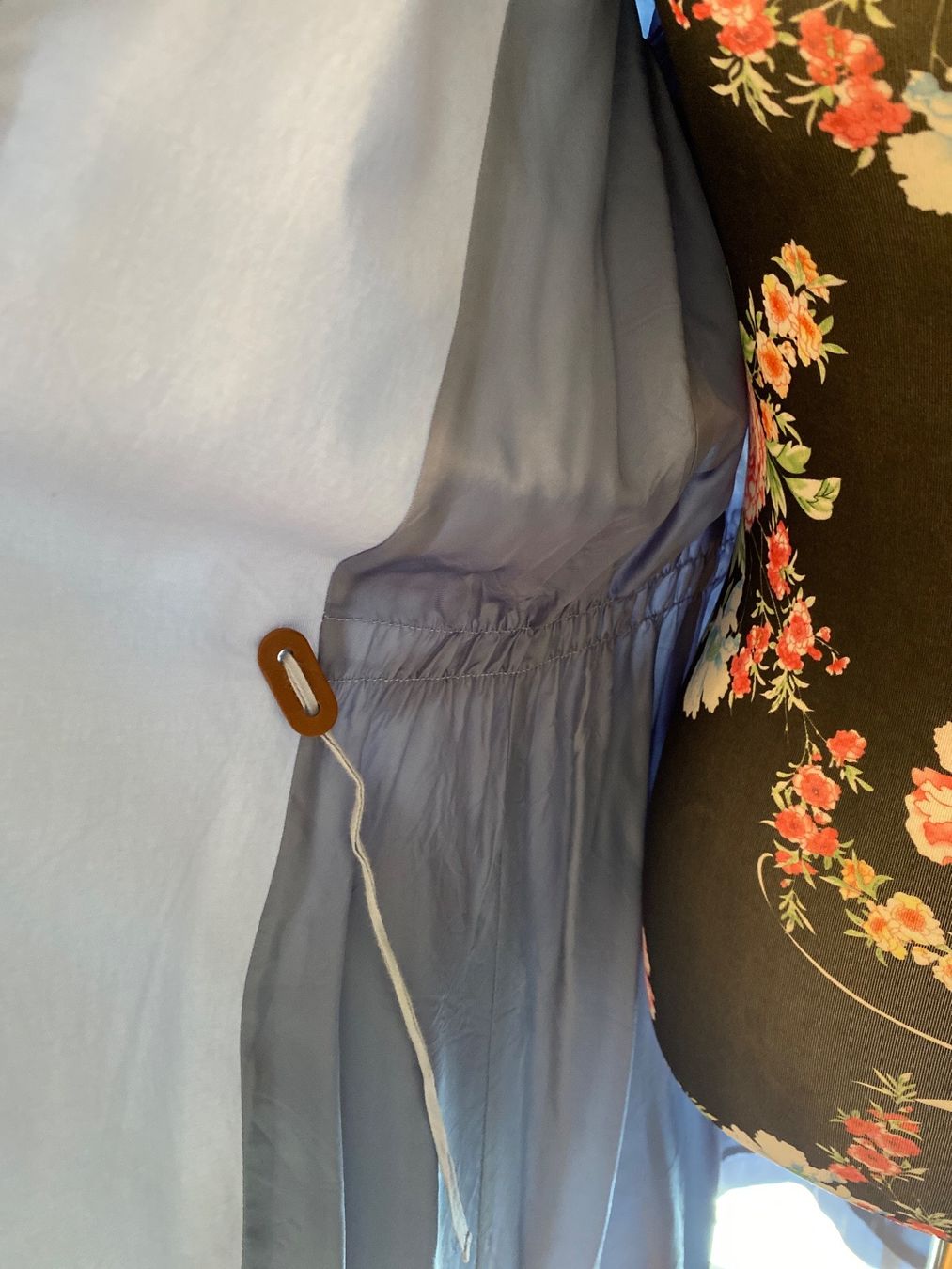 Hugo Boss Mäntel: Oversize Boss Mantel Größe 36 – Gebraucht aus balsthal von davidbalsthal23 4