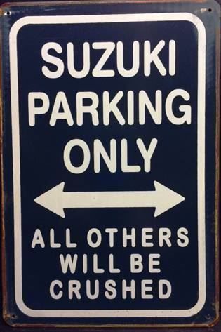 Insegne: Rusty Blechschild - SUZUKI PARKING ONLY – Nuovo (secondo la descrizione) da Rupperswil venduto da big-one-sale