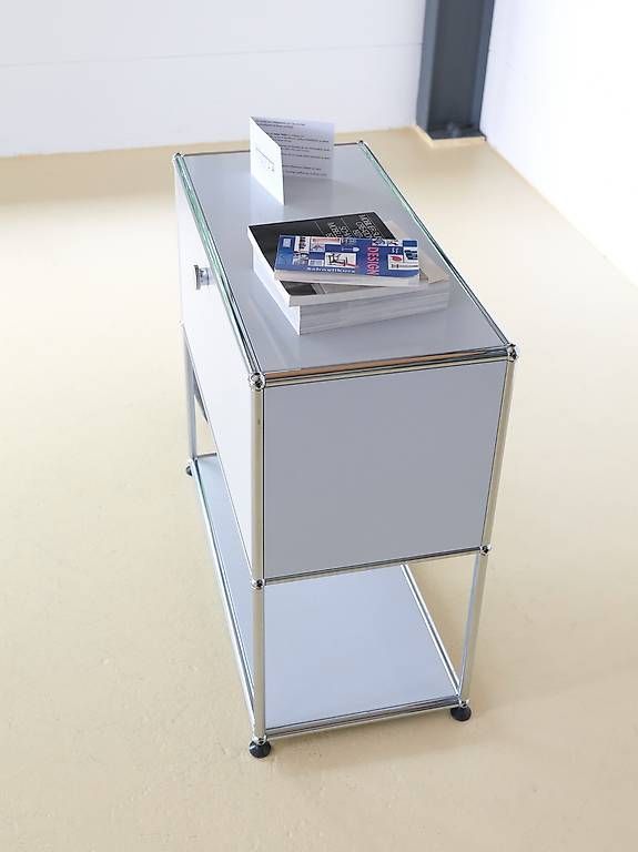 Regale: USM Sideboard in Lichtgrau – Gebraucht aus Meinisberg von atelier_TILIJA 2