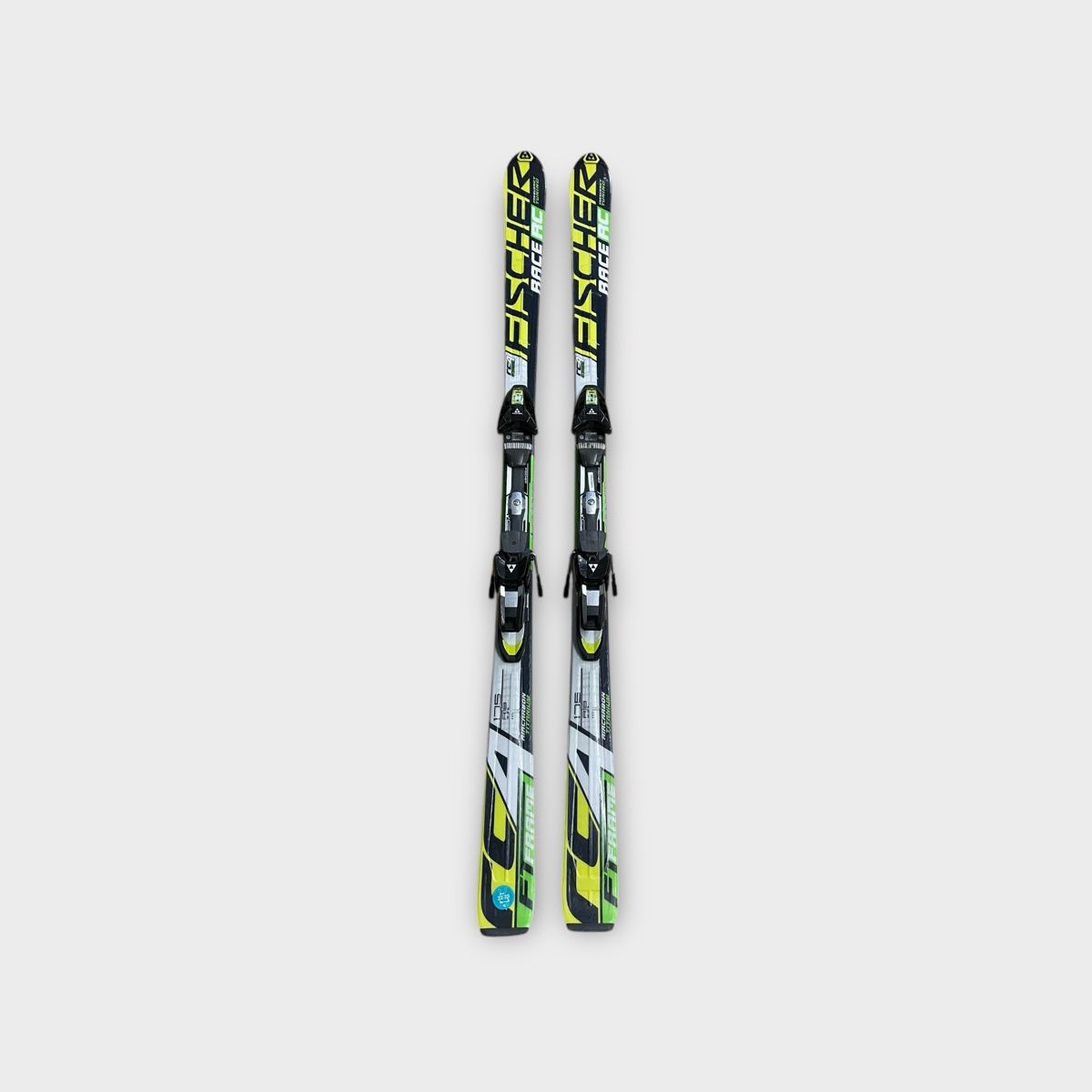Fischer Skis: Fischer RC4 175cm – Gebraucht aus Murten von Ski-Outlet