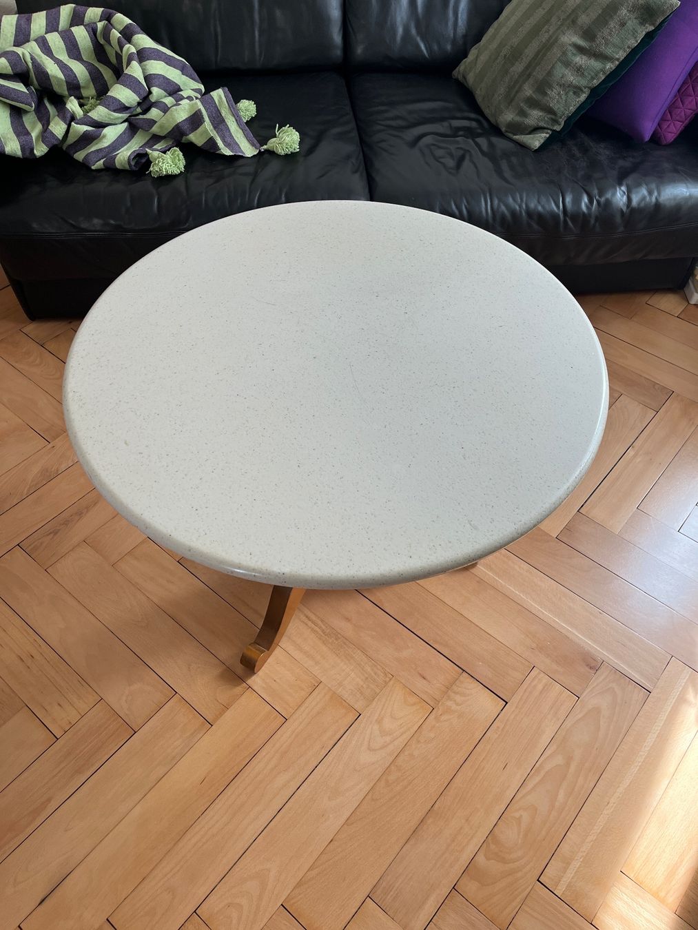 Tavoli: Coffee table stone/wood – Usato da Zürich venduto da giuliaamelie 1