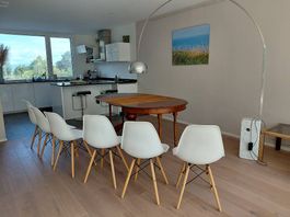 6 Stühle im Eames Chair Style