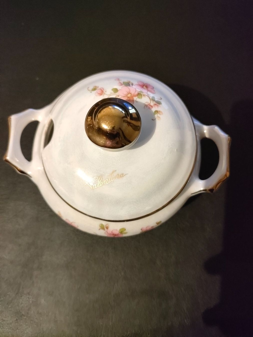 Zuccheriere: Vintage Zuckerdose mit Deckel, Blumenmuster, Goldrand – Usato da Wiesendangen venduto da s_er 1
